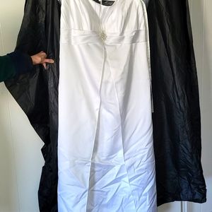 Plus size wedding gown